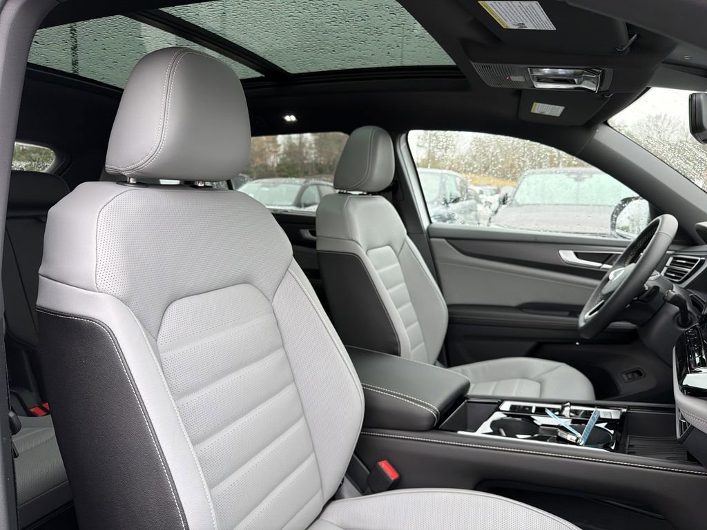 New 2026 Volkswagen Atlas Cross Sport SEL image 19