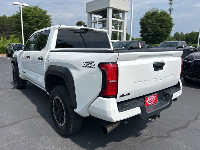Used 2024 Toyota Tacoma TRD Off-Road AWD/4WD image 11