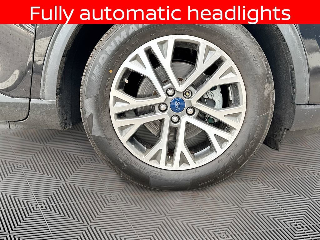 Used 2022 Ford Escape SEL FWD image 25