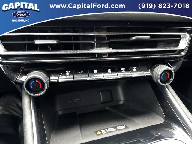 Used 2025 Chevrolet Traverse High Country image 29