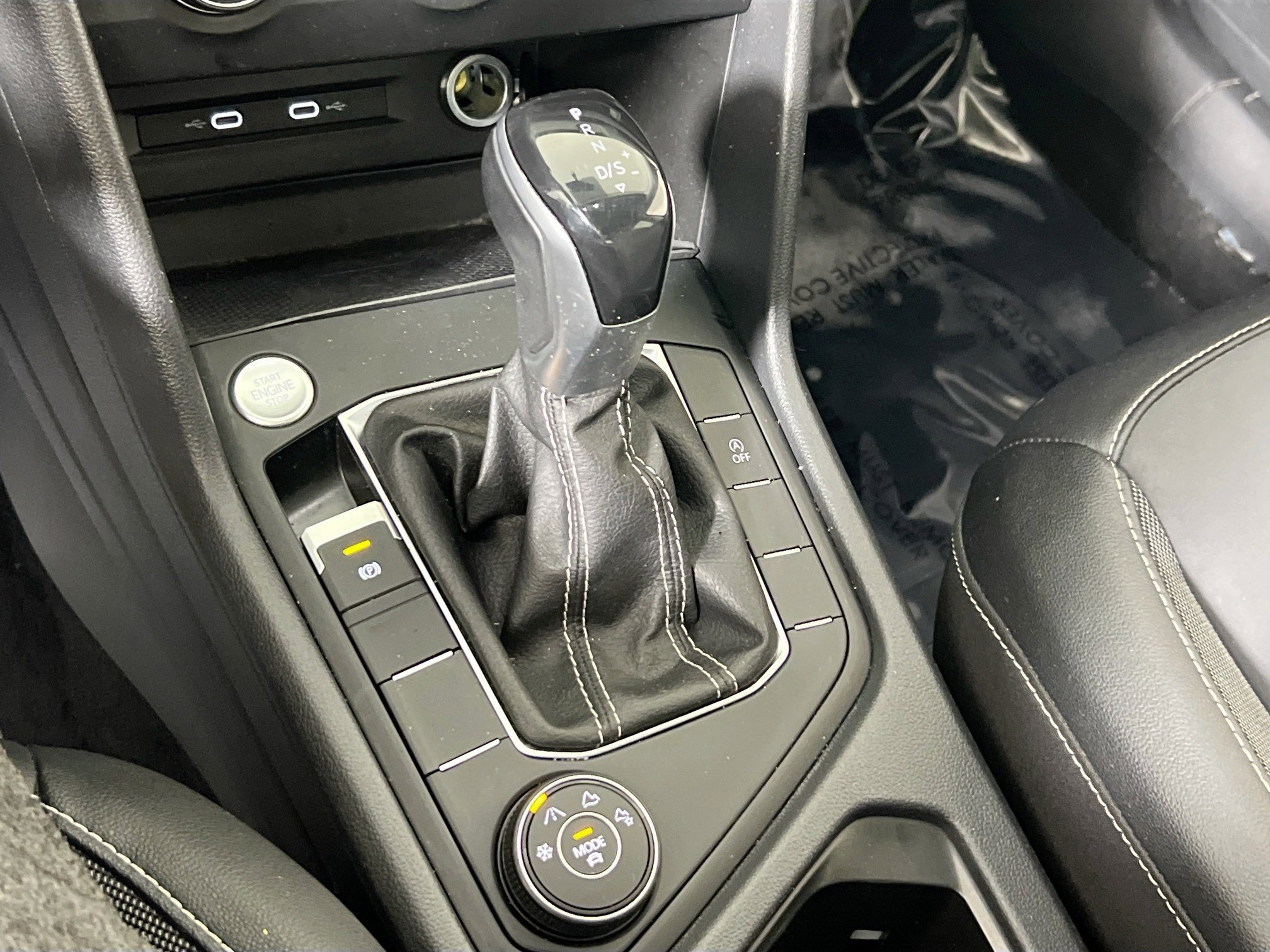 Used 2022 Volkswagen Taos SE image 16