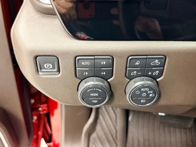 Used 2024 Chevrolet Silverado 2500 LTZ w/ LTZ Plus Package AWD/4WD image 19