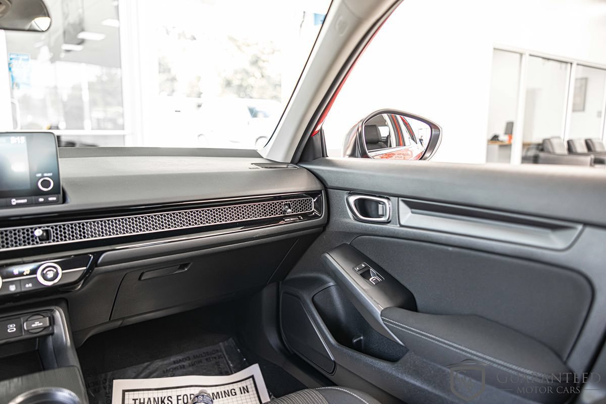 Used 2025 Honda Civic LX image 35