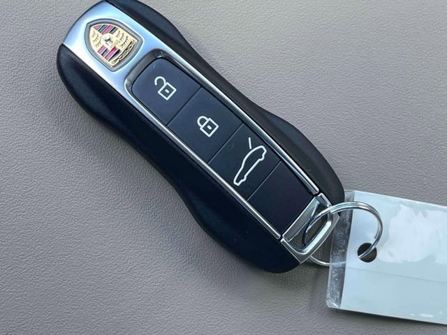 Certified 2024 Porsche Panamera 4 AWD/4WD image 42