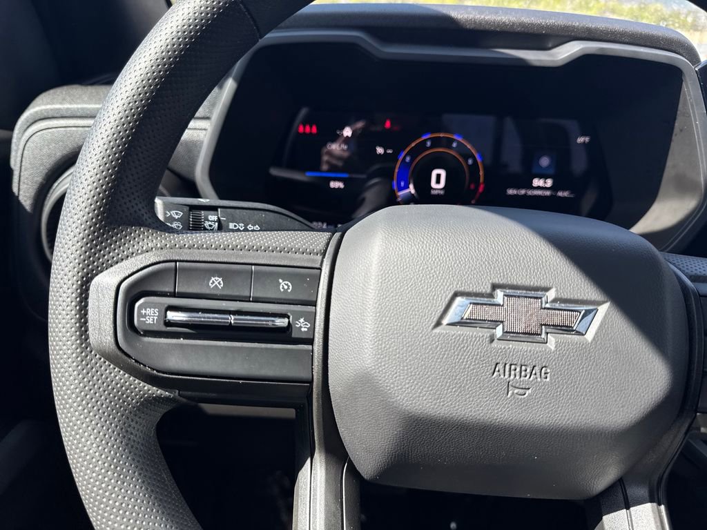 Used 2025 Chevrolet Colorado Trail Boss image 44
