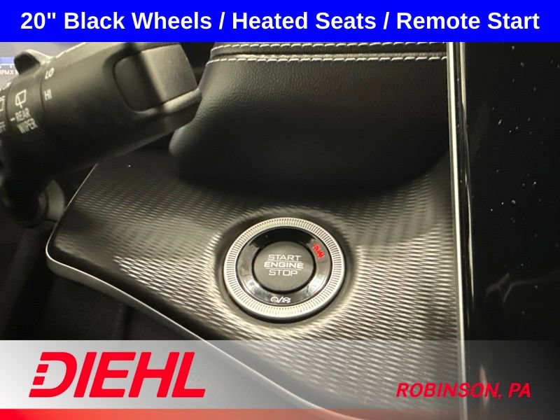 Used 2023 Jeep Grand Cherokee Altitude AWD/4WD image 27