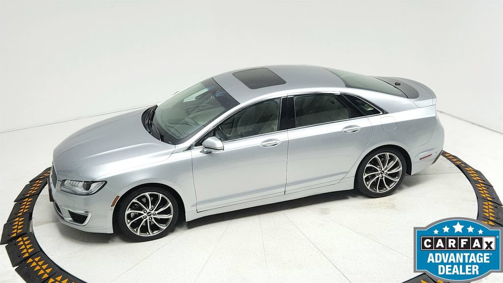 Used 2020 Lincoln MKZ Reserve FWD image 18