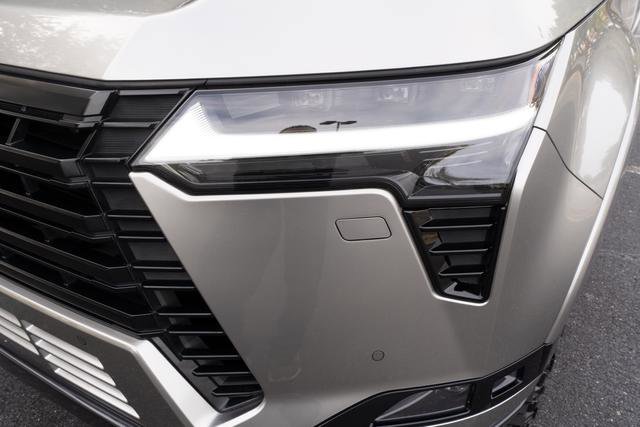 Used 2025 Lexus GX 550 550 Luxury image 34