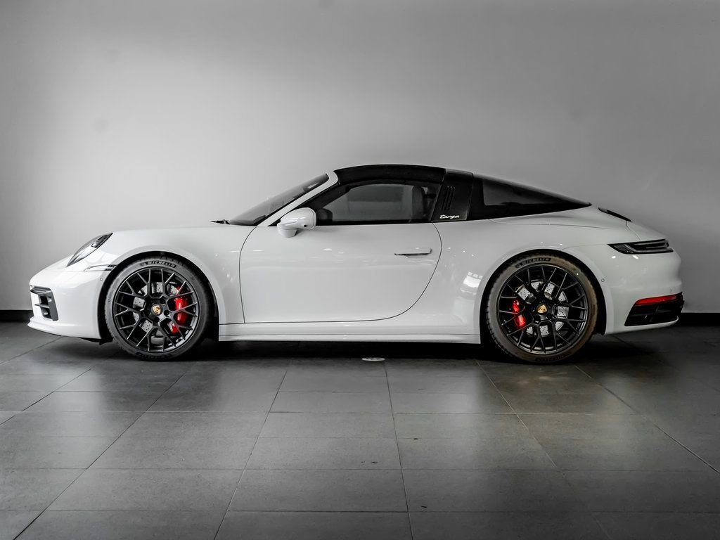 Certified 2024 Porsche 911 Targa 4S image 2