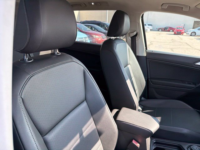 Used 2019 Volkswagen Tiguan SE w/ Panoramic Sunroof Package AWD/4WD image 19