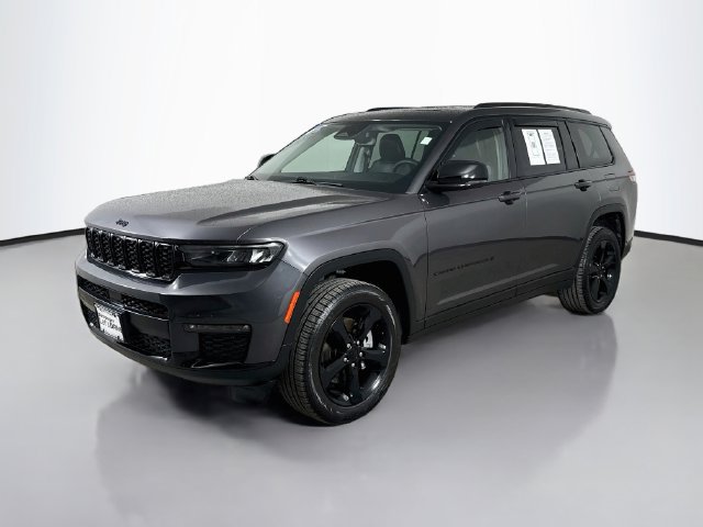 Used 2023 Jeep Grand Cherokee L Limited w/ Black Appearance Package AWD/4WD image 9