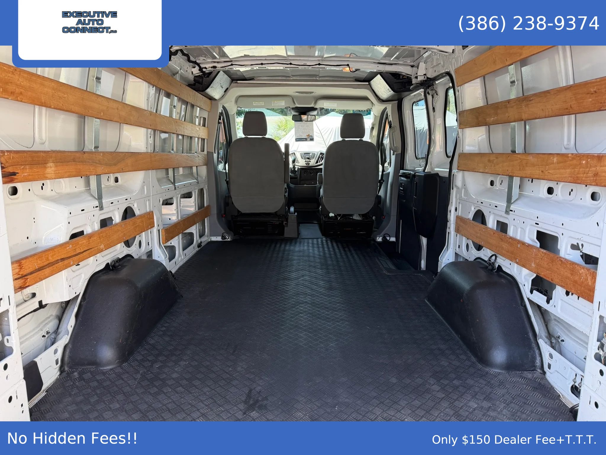Used 2016 Ford Transit 250 130 Low Roof w/ Exterior Upgrade Package RWD image 9