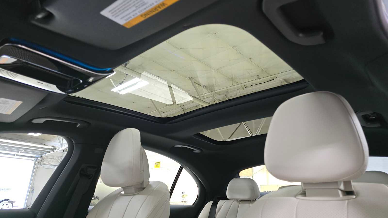 New 2026 Mercedes-Benz E 350 4MATIC Sedan image 22