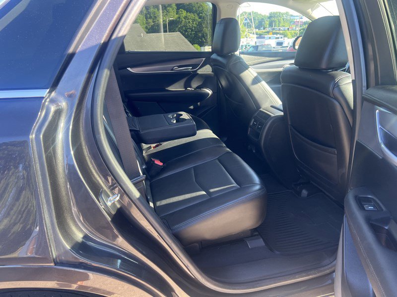 Used 2019 Cadillac XT5 Luxury AWD/4WD image 9