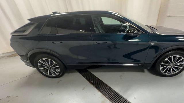 Certified 2024 Cadillac Lyriq Sport AWD/4WD image 9