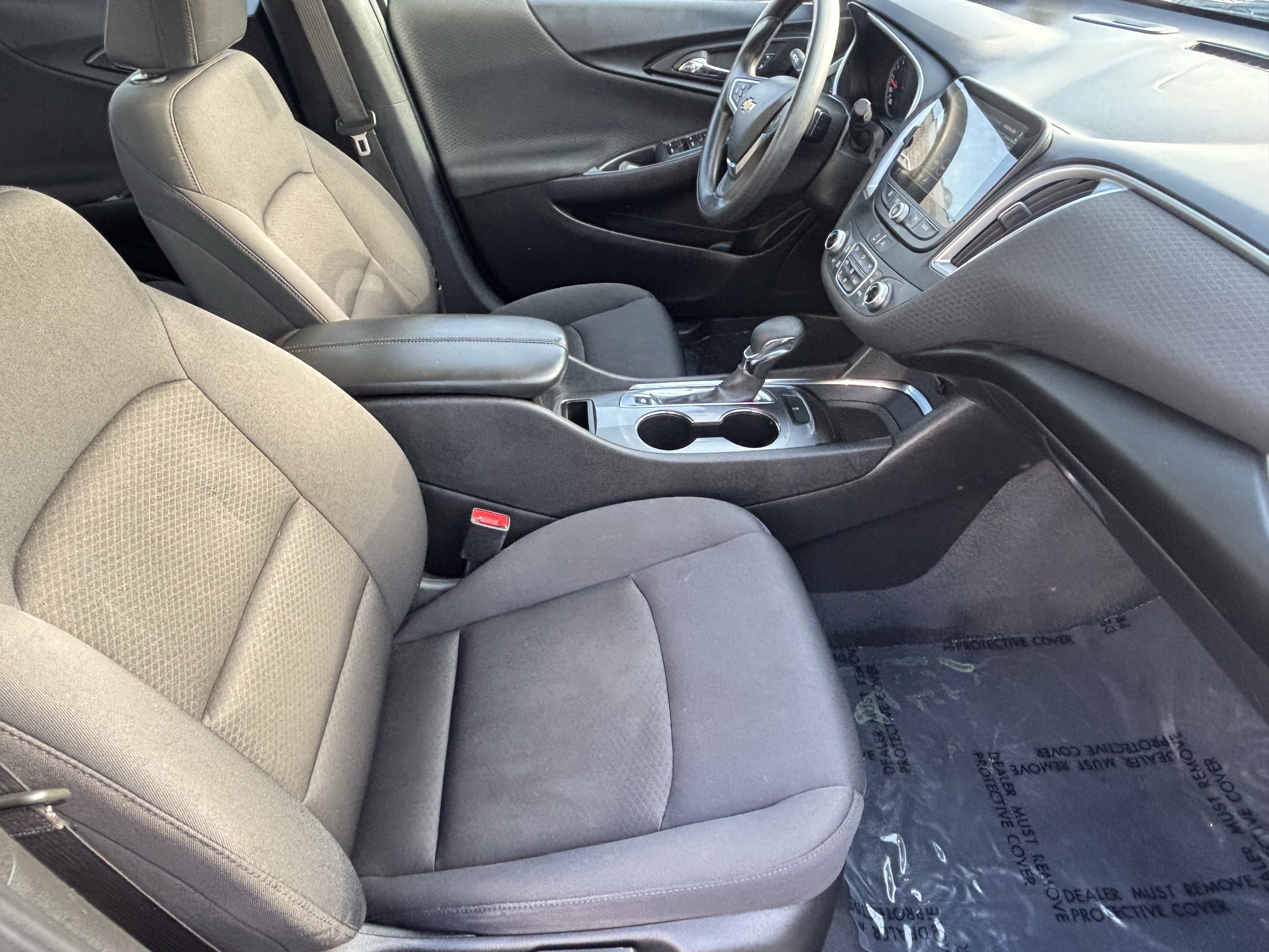 Used 2023 Chevrolet Malibu LT FWD image 9