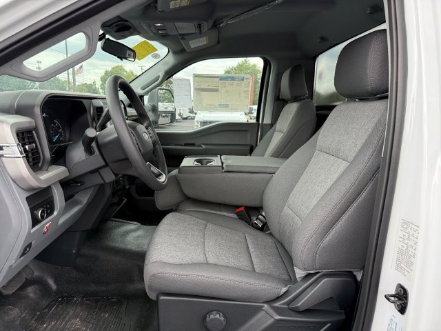 New 2025 Ford F350 XL w/ XL Chrome Package AWD/4WD image 13