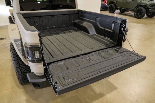 Used 2025 Jeep Gladiator Rubicon w/ Safety Group AWD/4WD image 92