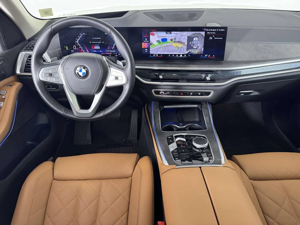 Used 2026 BMW X7 xDrive40i AWD/4WD image 5