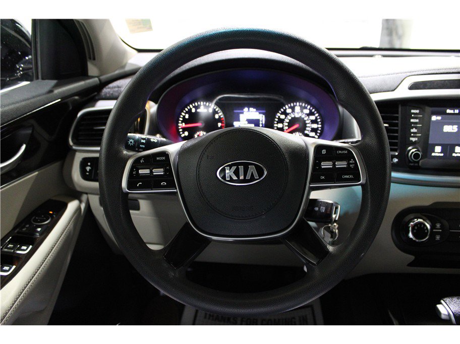 Used 2020 Kia Sorento LX image 29