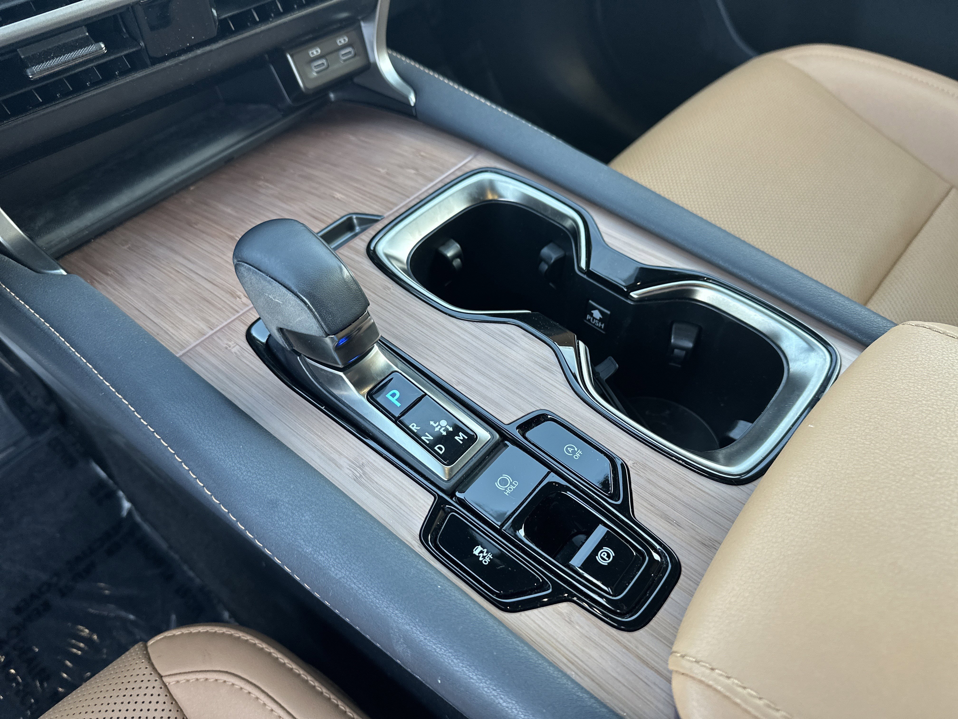 Used 2024 Lexus RX 350 Premium w/ Accessory Package (Z1) image 26