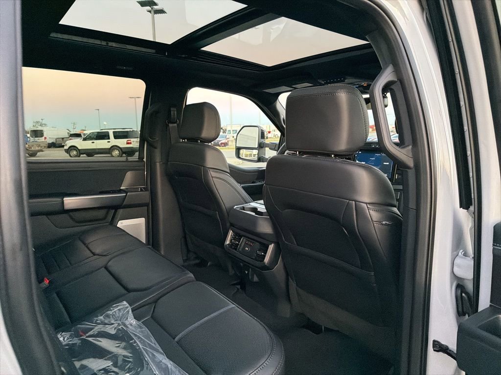 New 2026 Ford F250 Platinum w/ FX4 Off-Road Package image 20