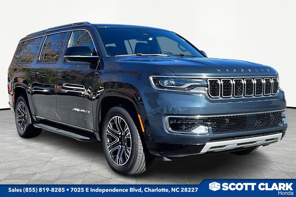 Used 2024 Jeep Wagoneer L Series II w/ Flexible Seating Group image 1