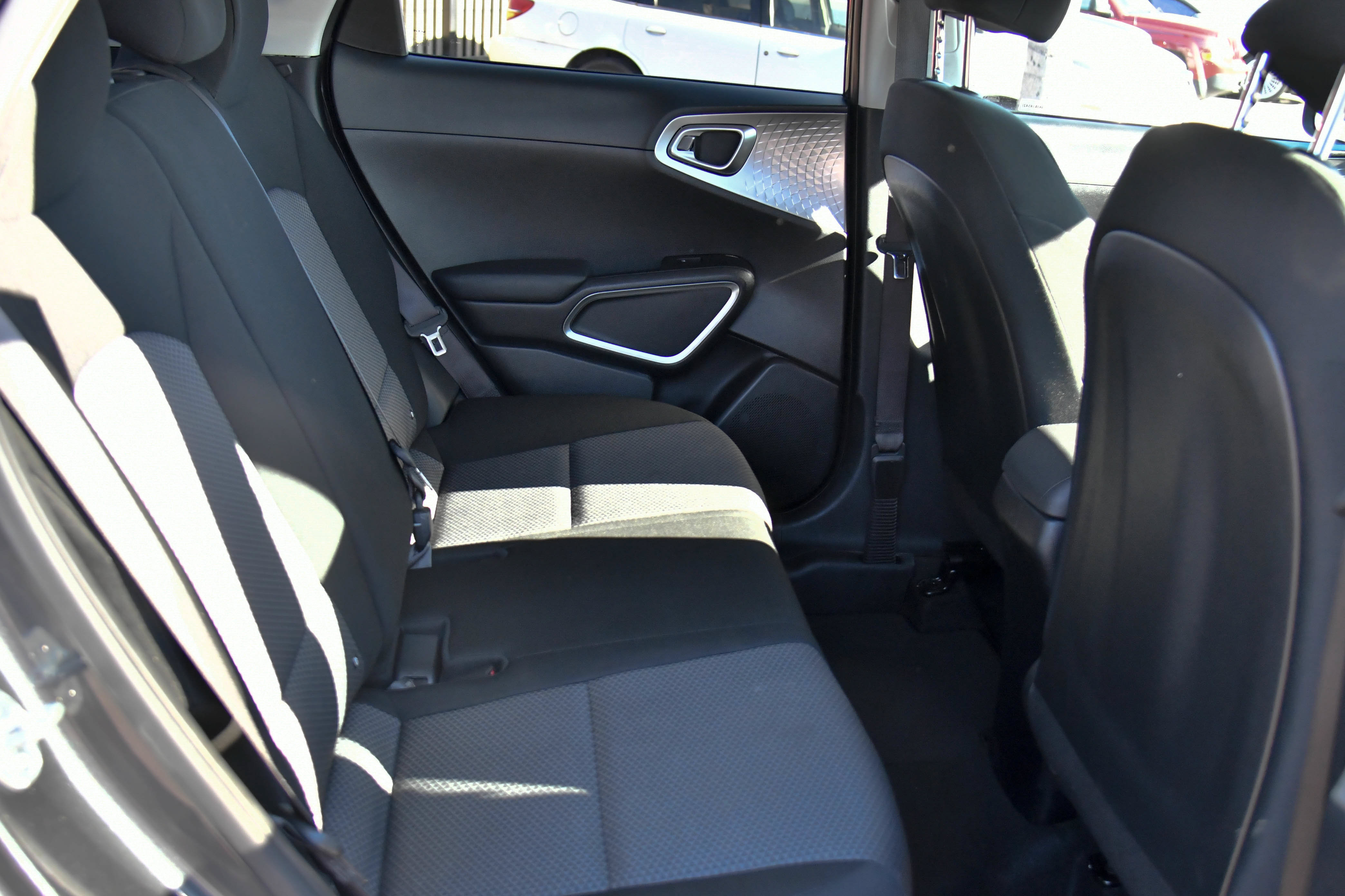 Used 2024 Kia Soul LX w/ Option Group 015 FWD image 33