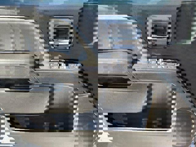 Used 2018 Chevrolet Silverado 1500 Custom w/ Custom Value Package image 25