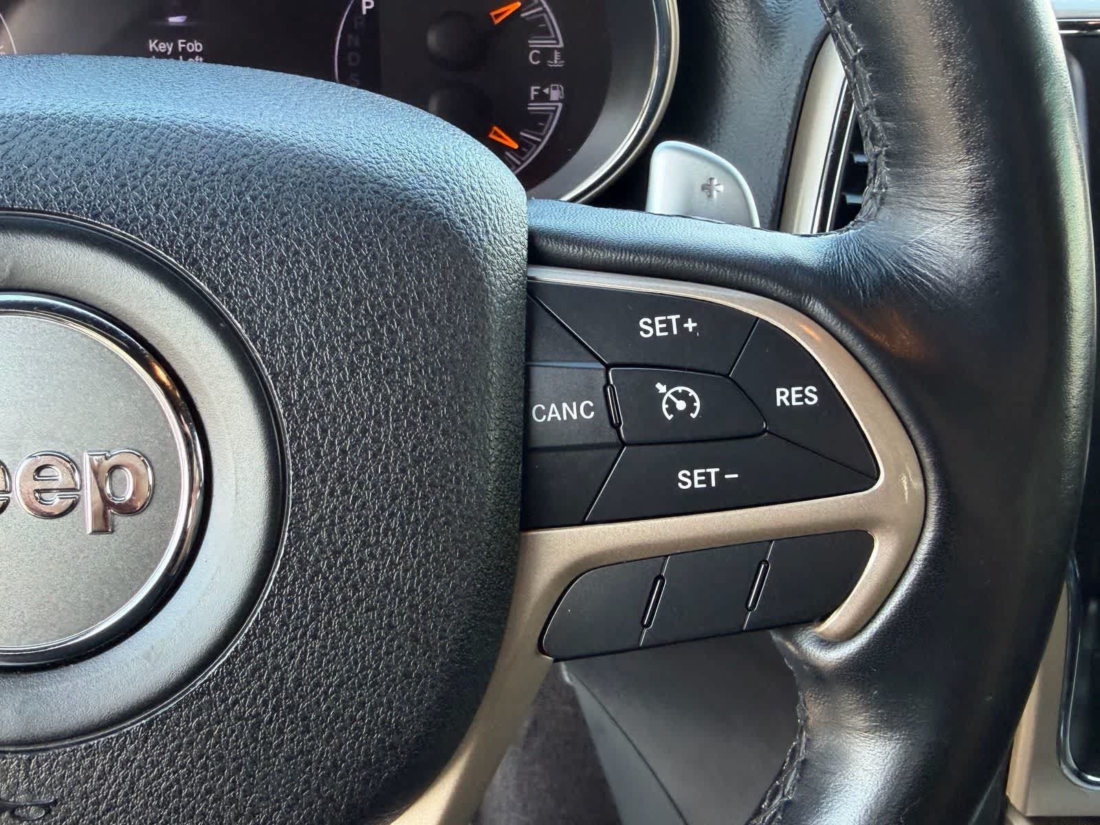 Used 2015 Jeep Grand Cherokee Limited AWD/4WD image 34