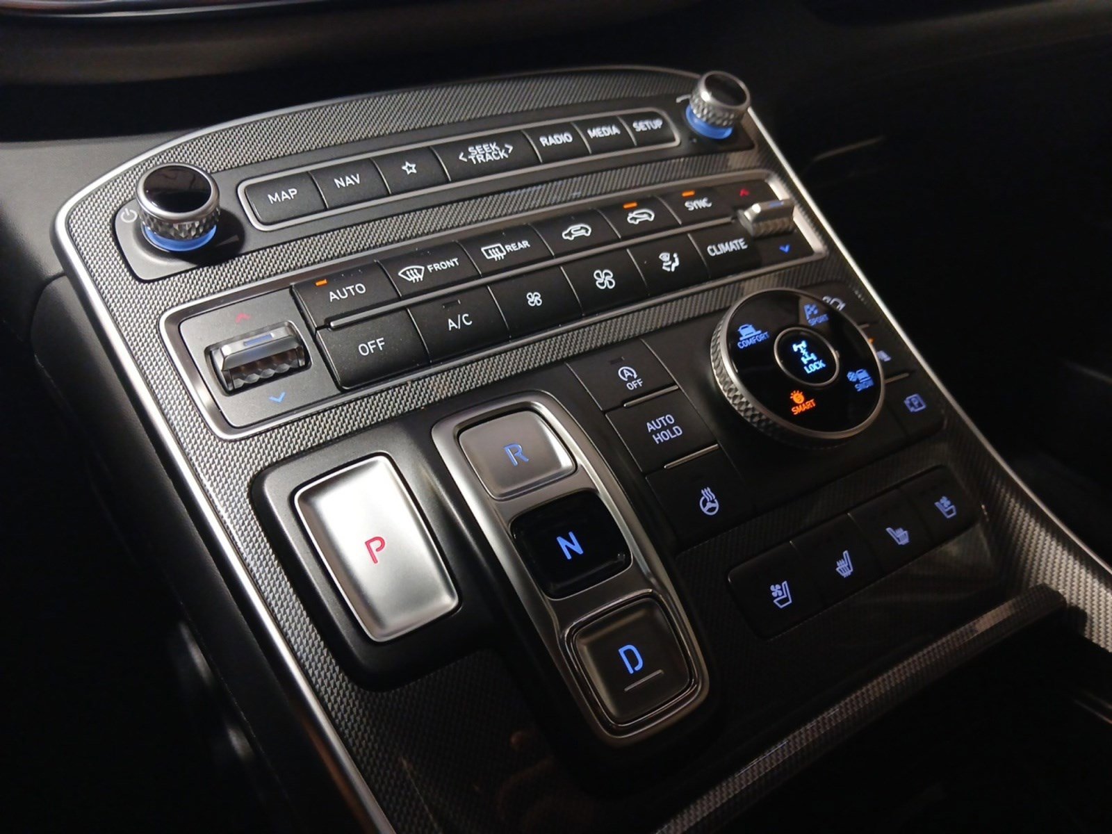 Certified 2023 Hyundai Santa Fe Limited image 22