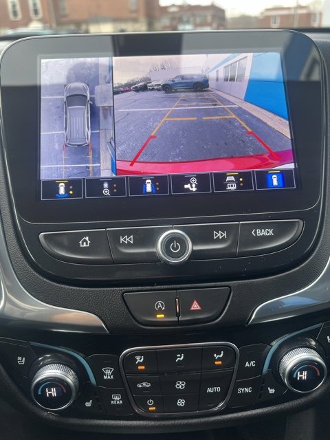 Used 2024 Chevrolet Equinox Premier image 34