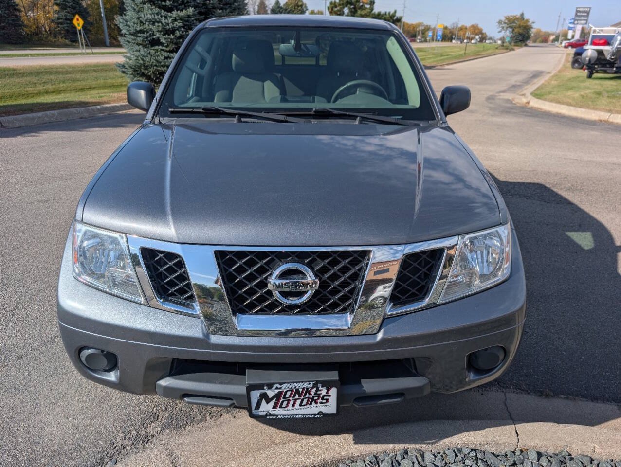Used 2019 Nissan Frontier SV AWD/4WD image 4