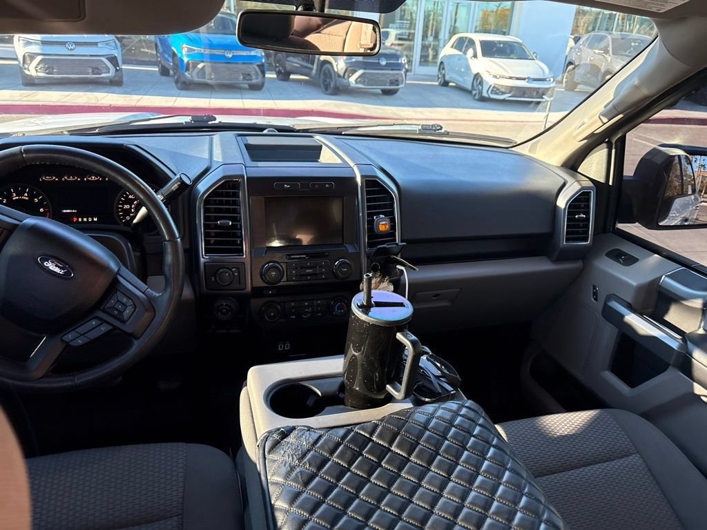 Used 2018 Ford F150 XLT w/ Equipment Group 302A Luxury RWD image 3