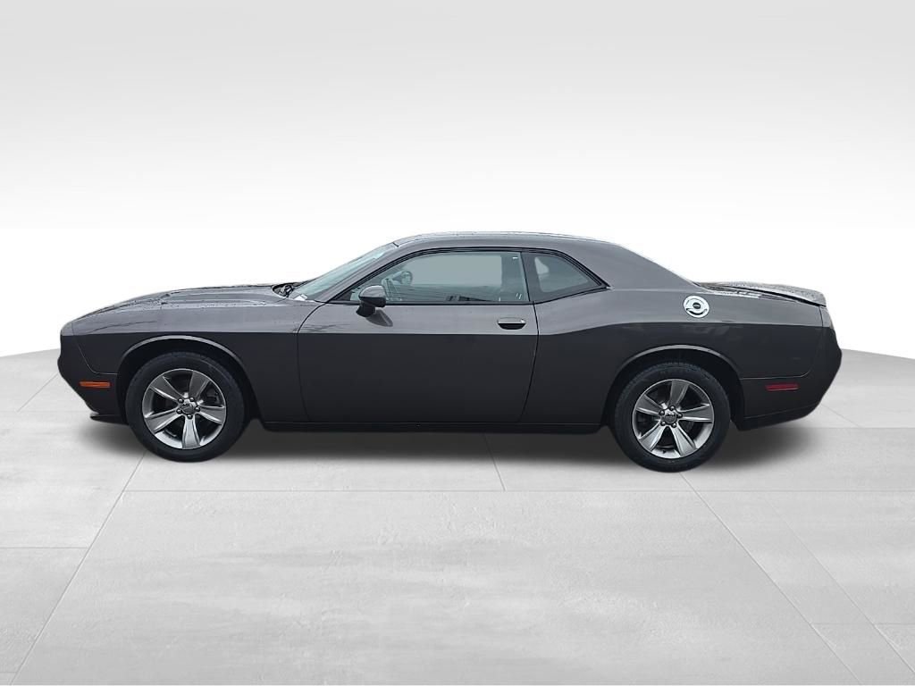 Used 2020 Dodge Challenger SXT w/ Driver Convenience Group image 6