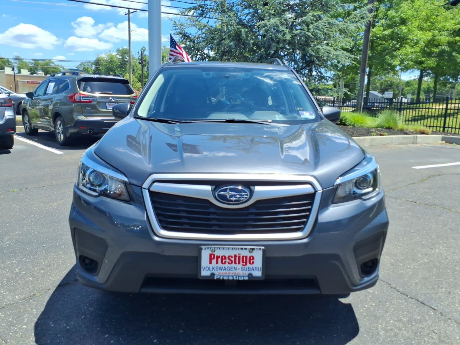 Used 2020 Subaru Forester Premium AWD/4WD image 6