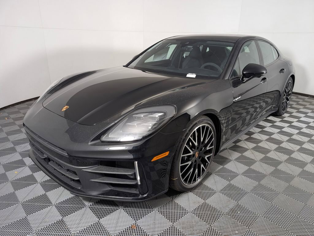 New 2026 Porsche Panamera 4