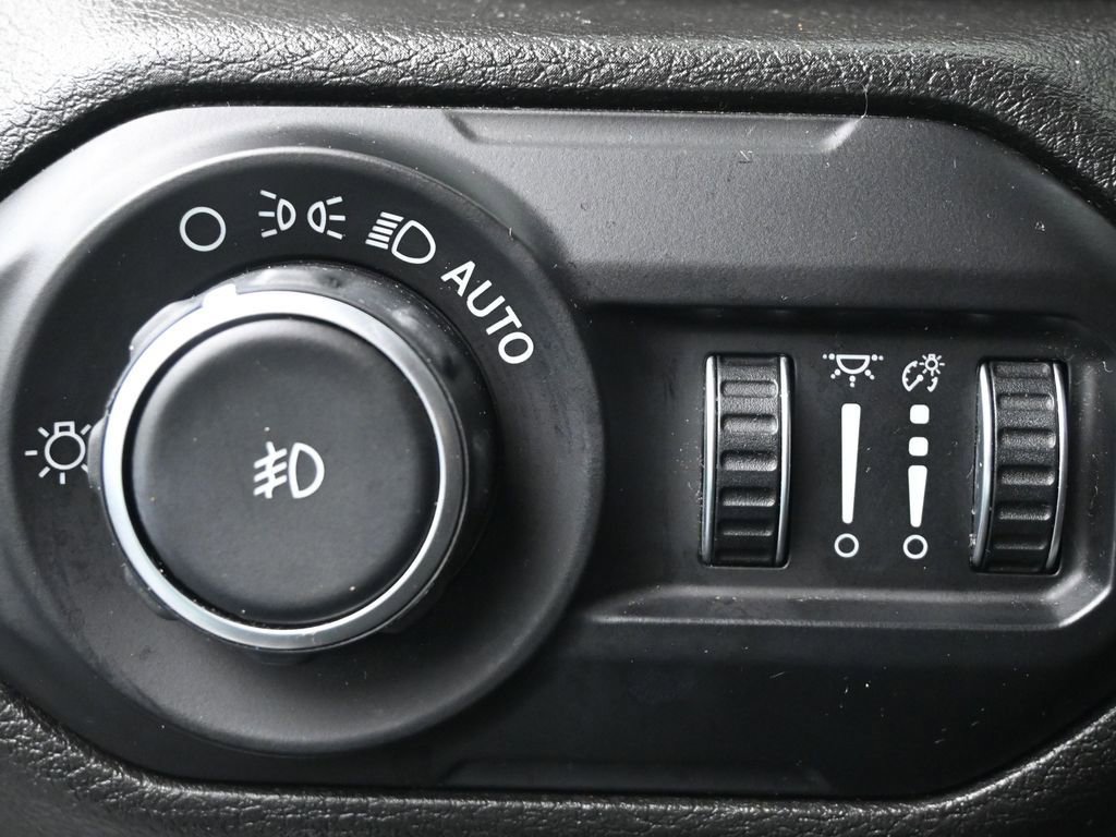 Used 2020 Jeep Wrangler Unlimited Sport S image 25