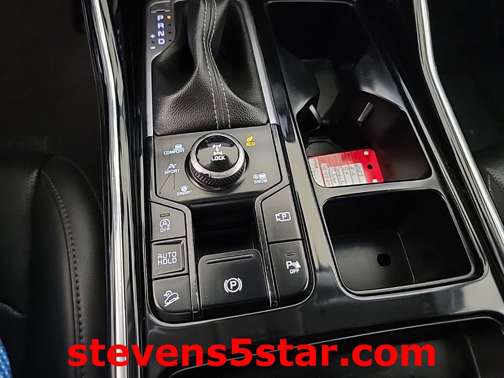 Used 2023 Kia Sorento SX image 18
