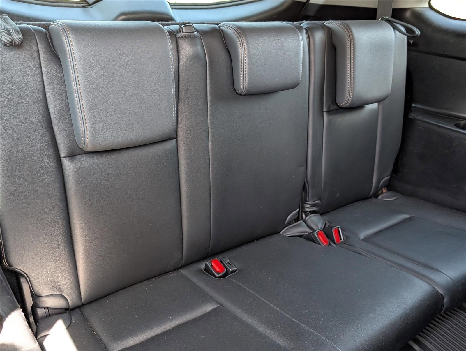 Used 2016 Toyota Highlander XLE image 13