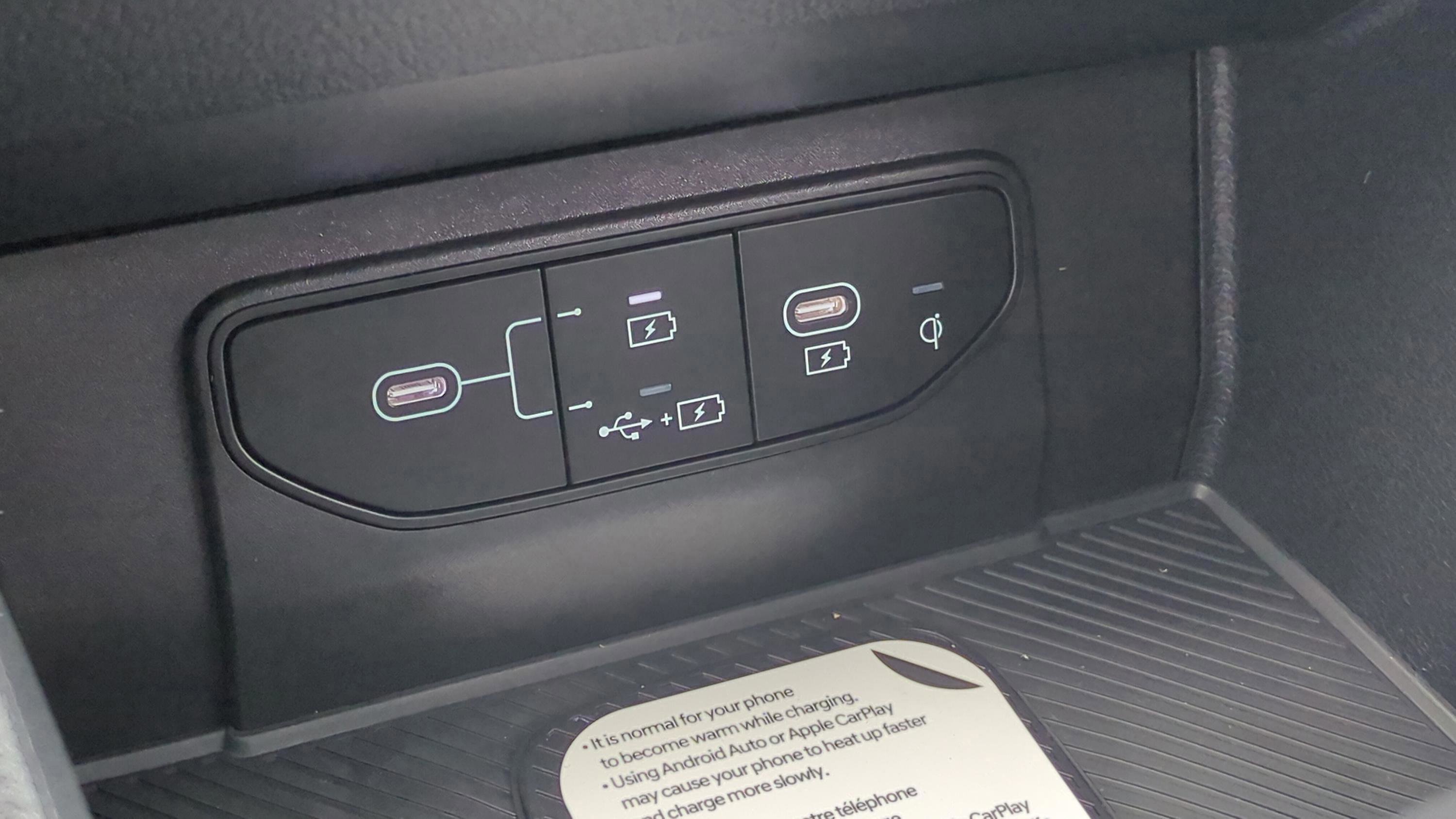 New 2026 Kia Sportage SX FWD image 19