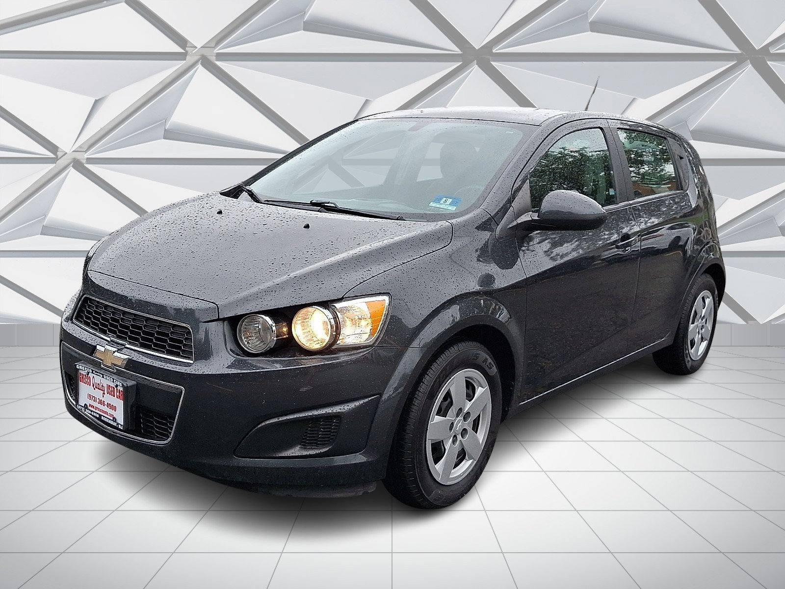 Used 2014 Chevrolet Sonic LS FWD image 4