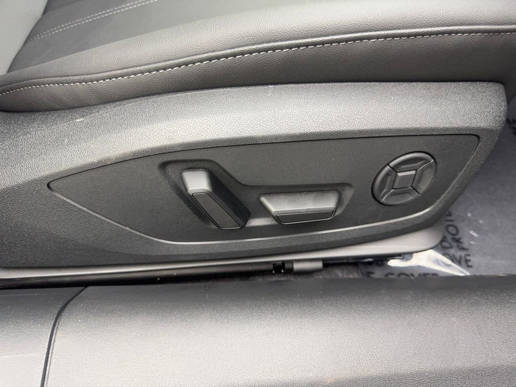 Used 2025 Audi A5 2.0T Premium w/ Convenience Package image 48