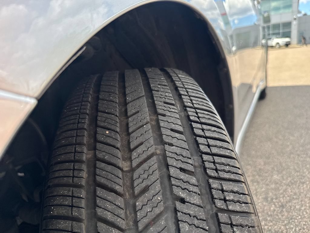 Used 2018 Toyota Sienna XLE Premium AWD/4WD image 40