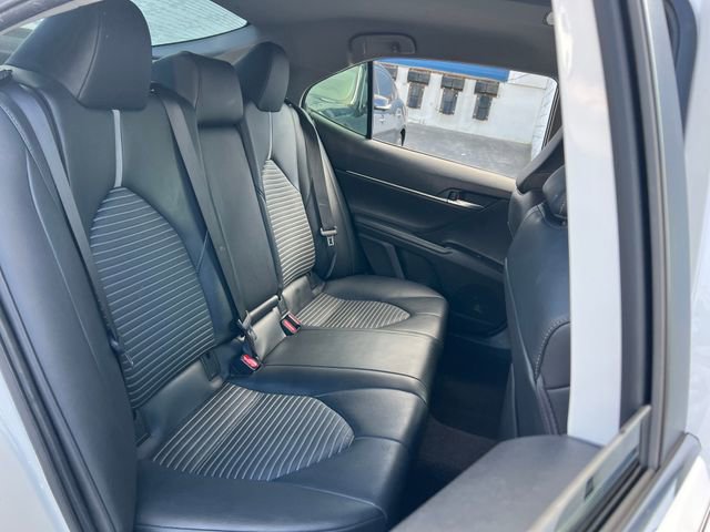 Used 2020 Toyota Camry SE image 25
