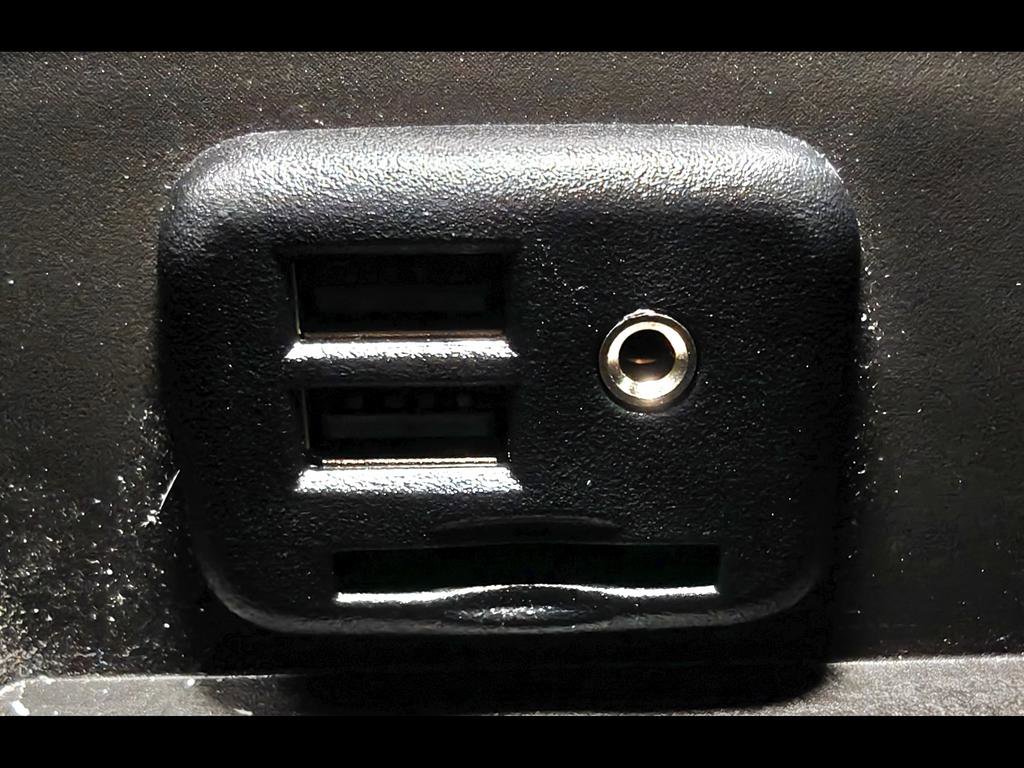 Used 2022 Chevrolet Camaro LT w/ RS Package image 49