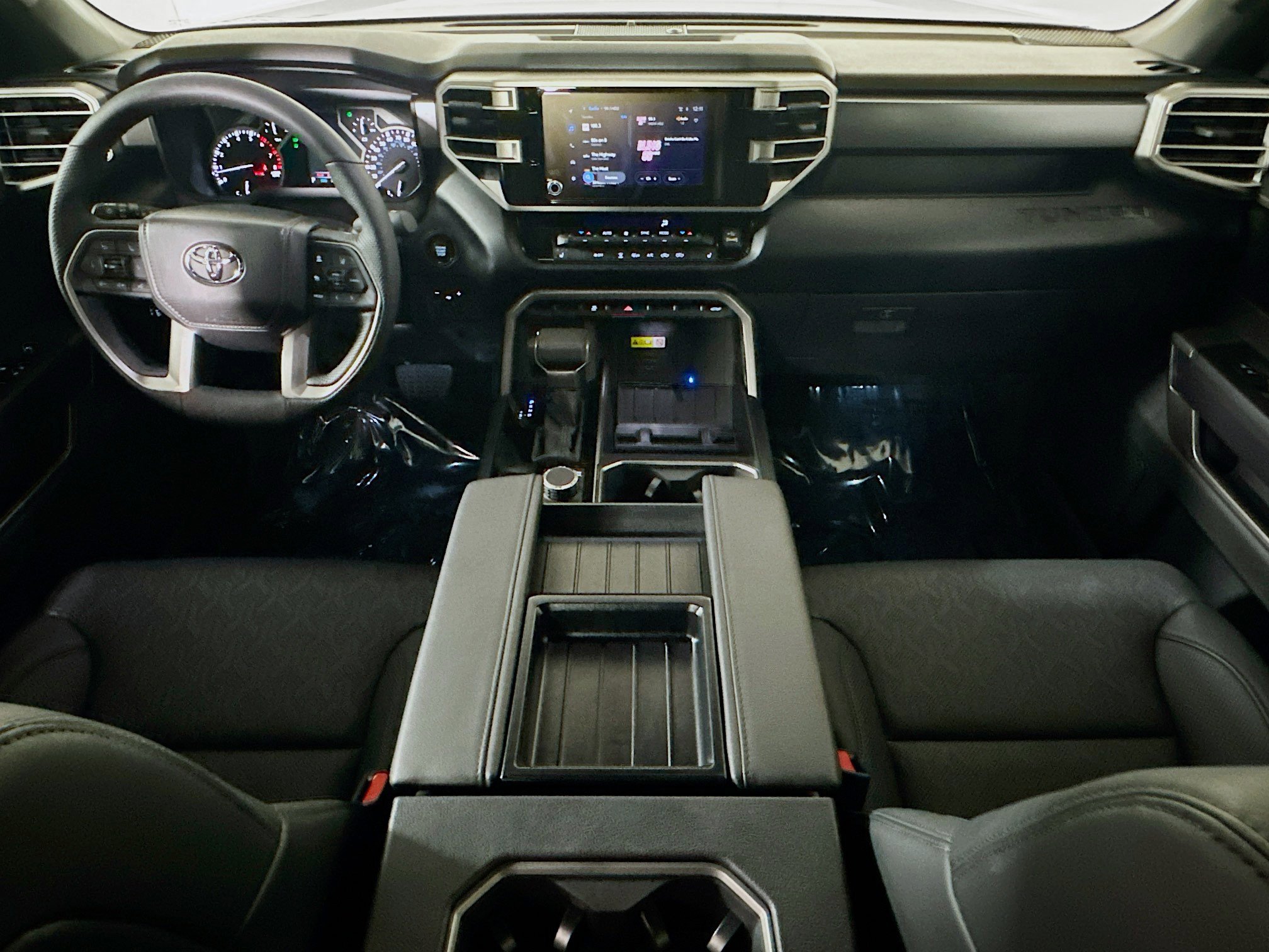 Used 2025 Toyota Tundra SR5 image 27