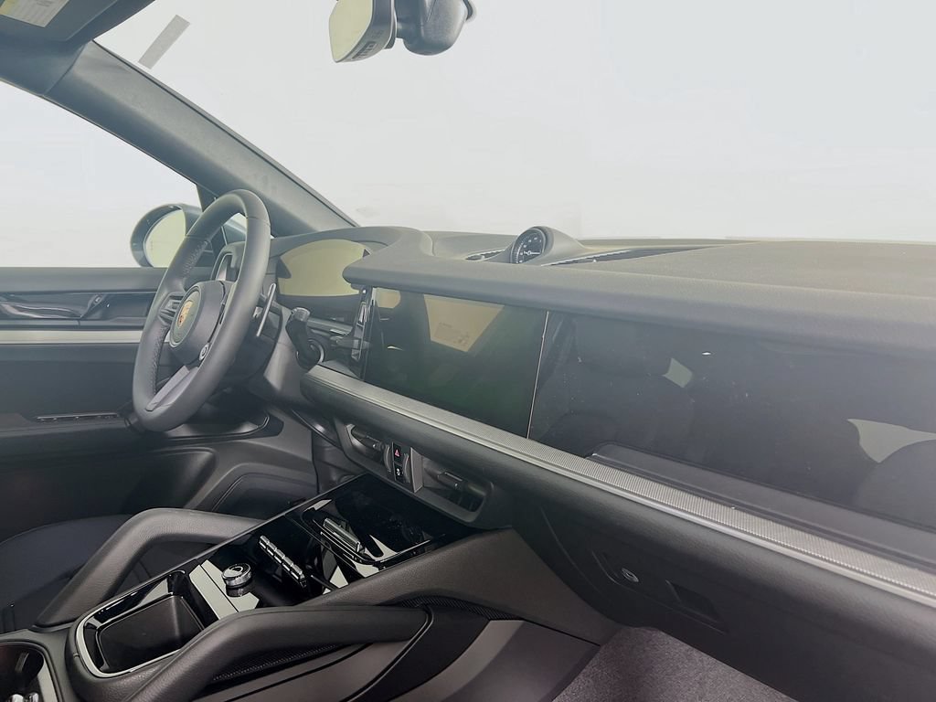New 2026 Porsche Cayenne E-Hybrid Coupe AWD/4WD image 31