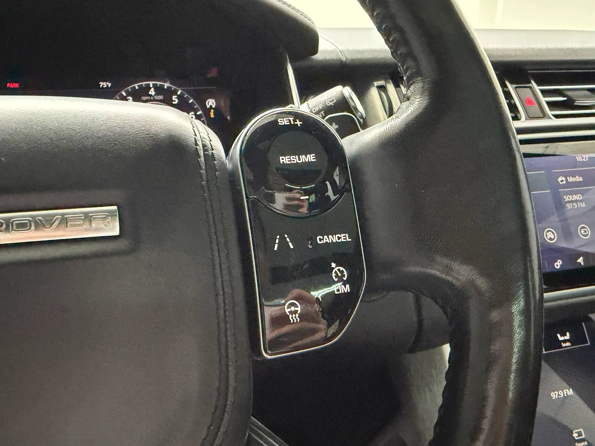 Used 2018 Land Rover Range Rover Supercharged AWD/4WD image 73