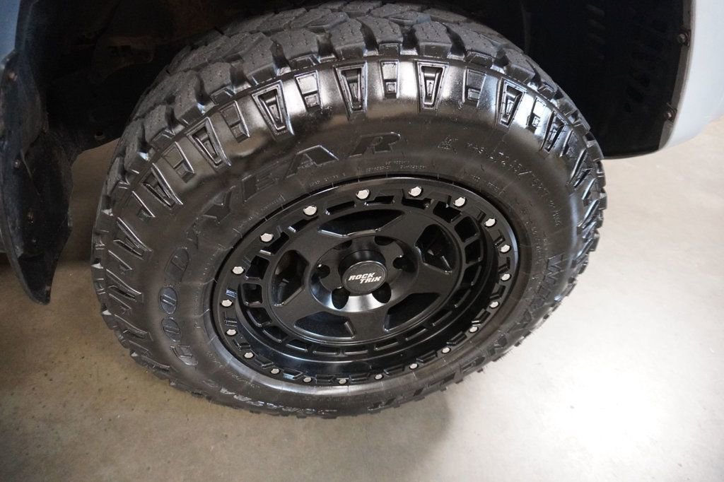 Used 2018 Toyota 4Runner SR5 Premium image 12